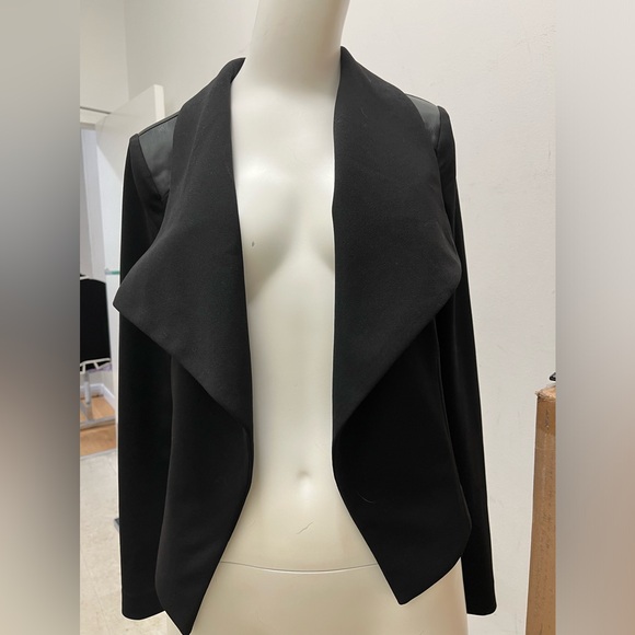 WHBM LIGHT WEIGHT BOLERO JACKET, SIZE 4 - Picture 1 of 4